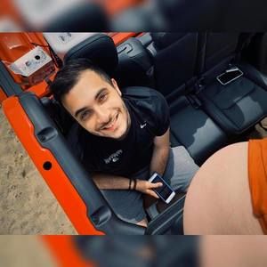 Meet your Posher, Afram